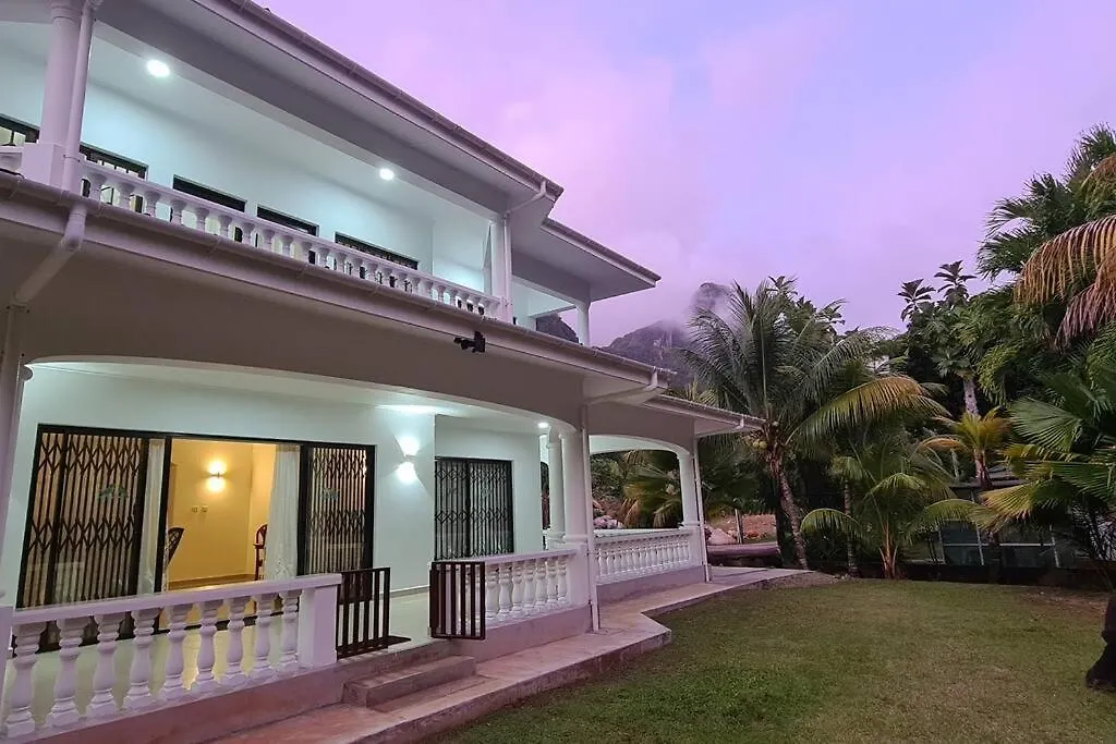Island Of Love Grand Anse  Vila